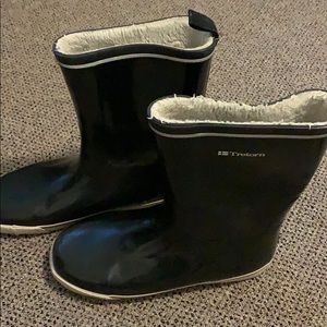 Rain boots